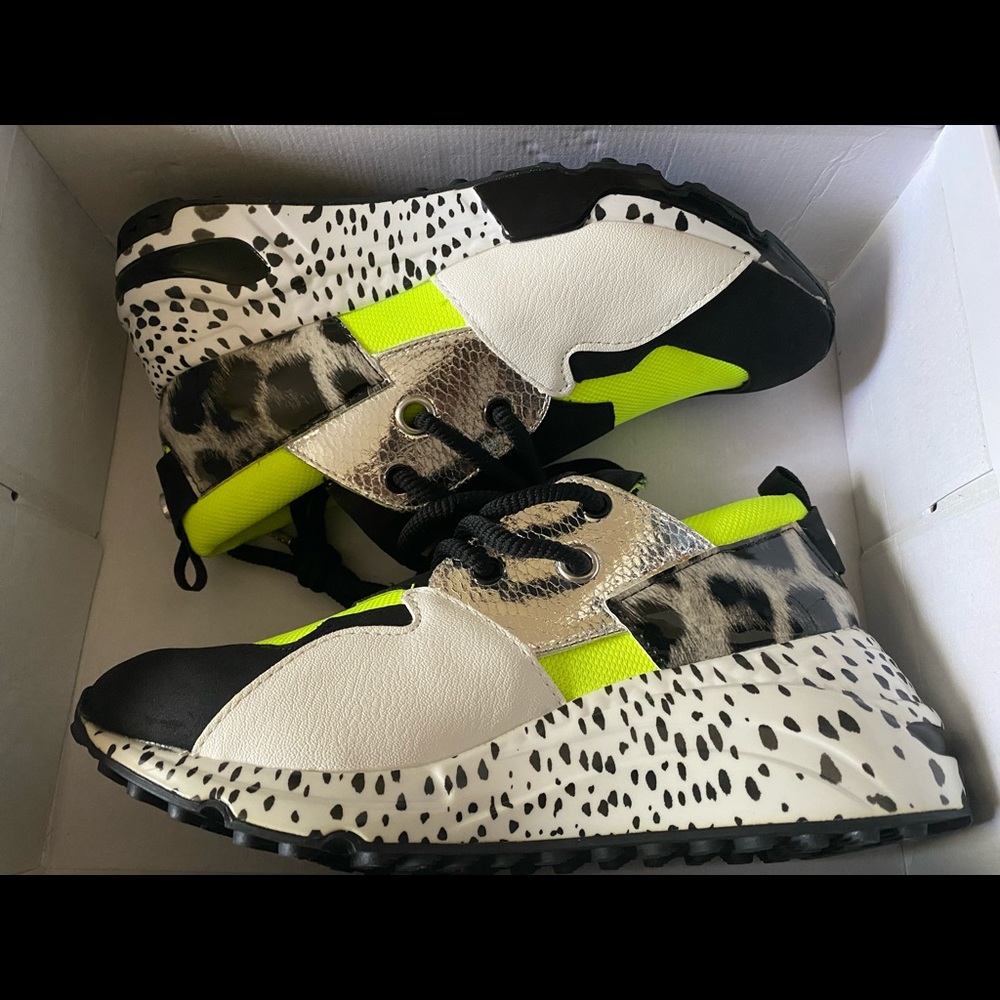 Never Worn